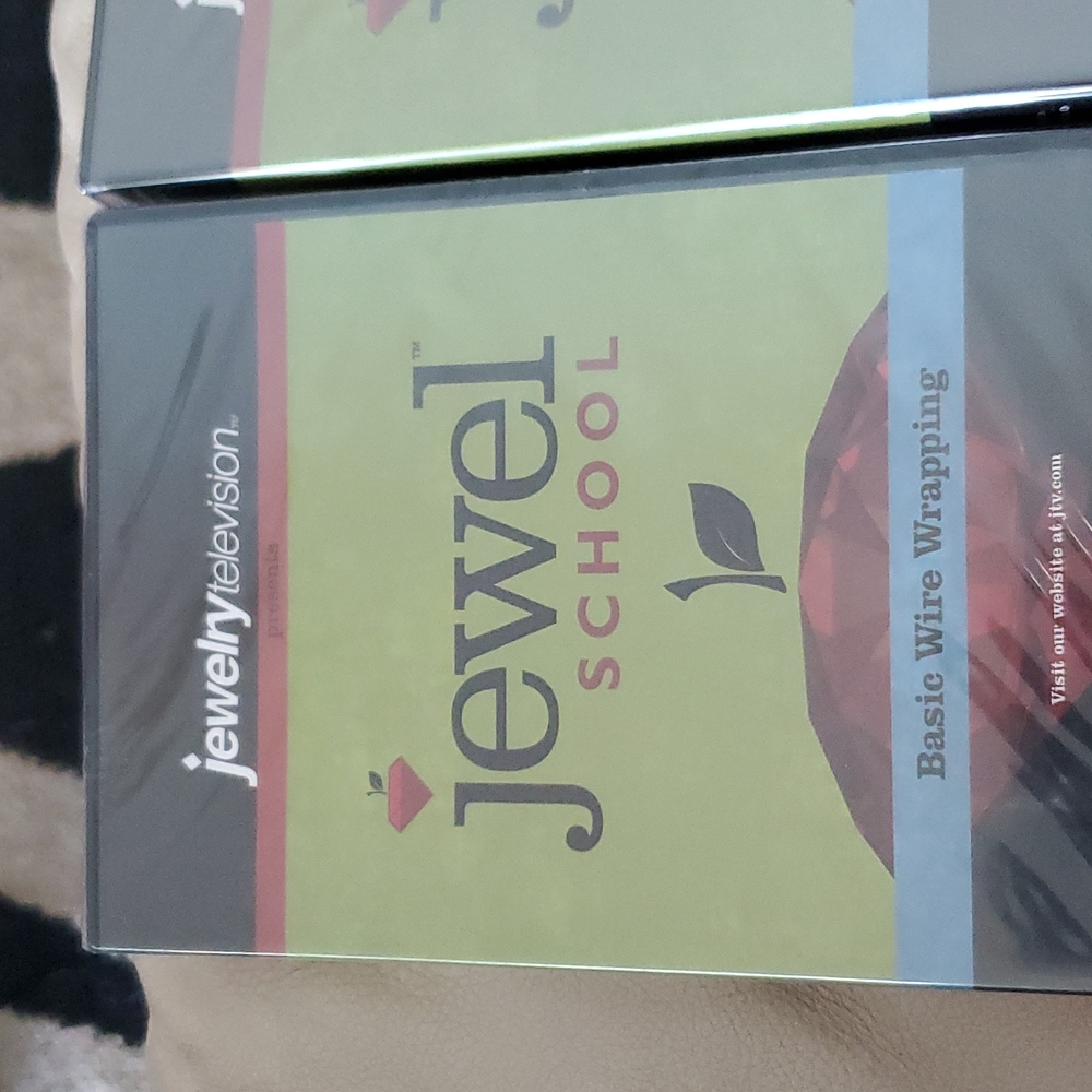 JTV JEWEL SCHOOL 4 CD's